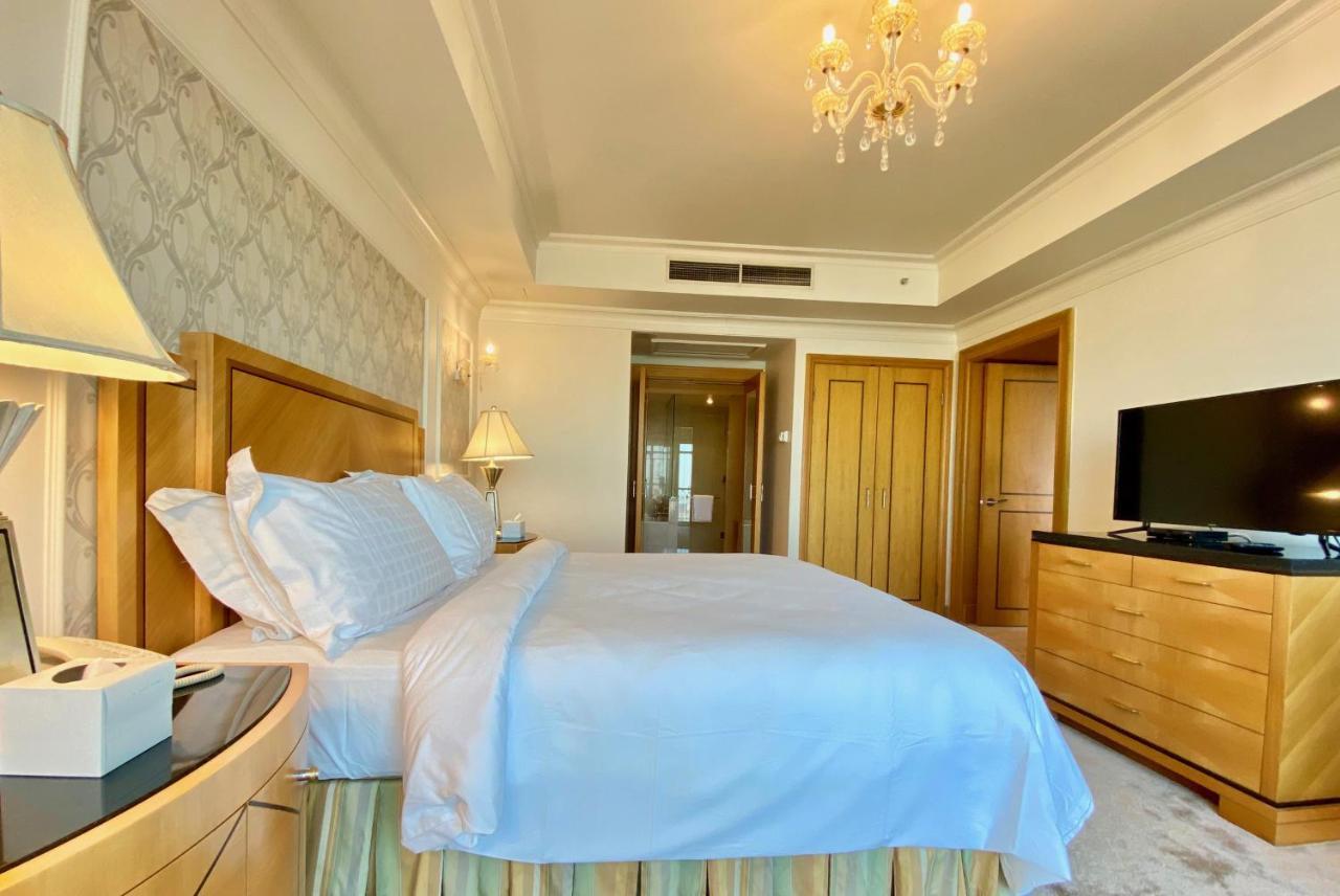 Chez Haytham At Four Seasons Nile Plaza Residential Suite El El Cairo Exterior foto